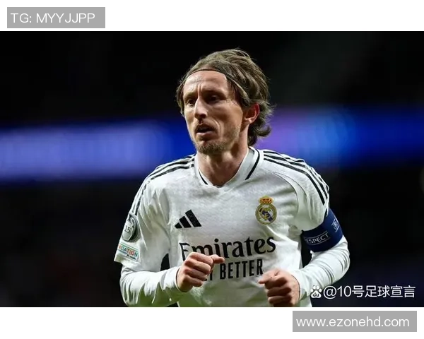 你最喜欢的足球球星是谁?带你了解他们的精彩故事与成就 你最喜欢的足球球星是谁?带你了解他们的精彩故事与成就