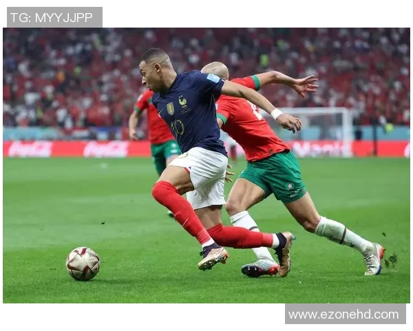 走进绿茵场感受拜访足球球星的英语交流魅力 走进绿茵场感受拜访足球球星的英语交流魅力