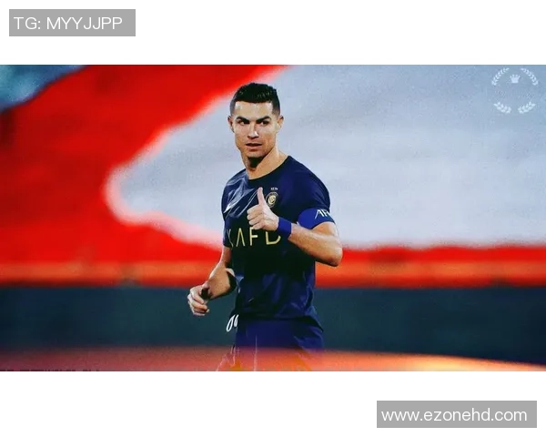 足球球星铲屎官揭秘:这些球员如何平衡事业与宠物生活 足球球星铲屎官揭秘:这些球员如何平衡事业与宠物生活